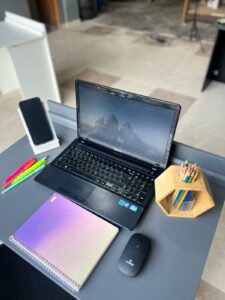Mesa home office - imagem 5